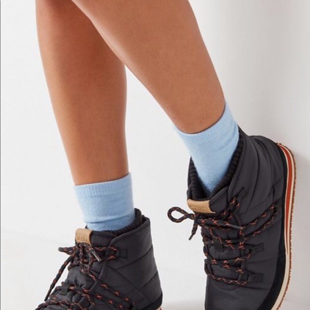 Teva Ember Moc Lace up boot